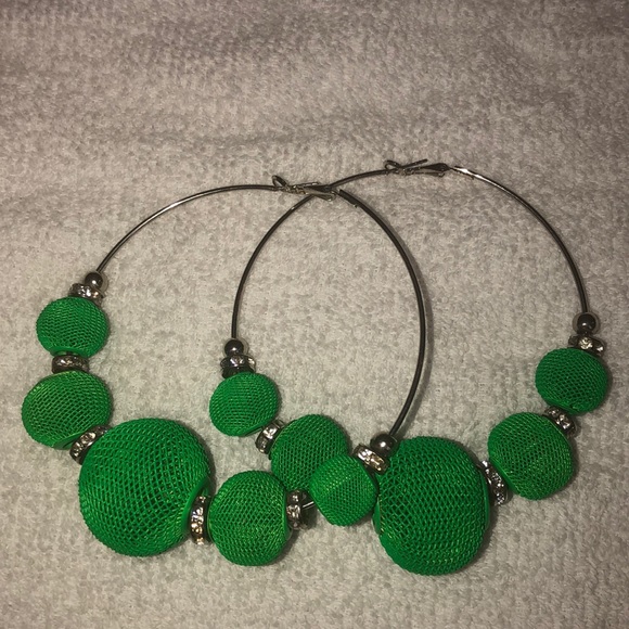 4 EARRING BUNDLE - Picture 3 of 6